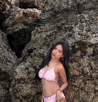 Viona - escort in Bali Photo 8 of 17