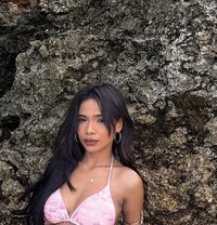 Viona - puta in Bali Photo 15 of 17