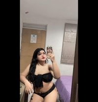 Viona Nataliu - Transsexual escort in Jakarta