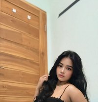 Vionitta Luna - puta in Bali