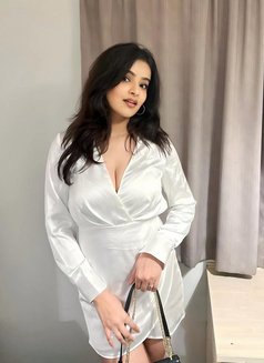 VIP Akansha Independent Model - escort in Abu Dhabi Photo 3 of 3