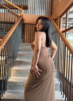 ALINE IN BALI - escort in Bali Photo 15 of 17