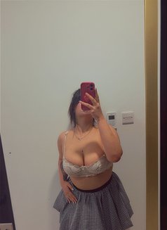 VIP Aya new Irani - escort in Muscat Photo 6 of 9