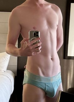 VIP BDSM Performer XXL - Male adult performer in Jeddah Photo 1 of 7