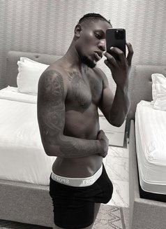 Vip Big black Dik - Male escort in Jeddah Photo 4 of 6