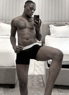 Vip Big black Dik - Male escort in Jeddah Photo 5 of 6