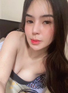 Mich Bigdick Big ass Meet/Cumshow - Transsexual escort in Manila Photo 12 of 14