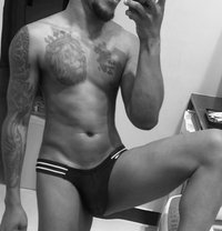 Vip Black Top - Male escort in Riyadh