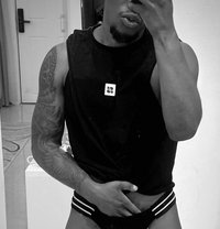 Vip Black Top - Male escort in Jeddah