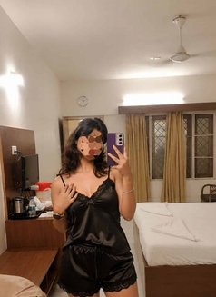 Vip🥀🥂🍾(cam Session) Real Meet - puta in Bangalore Photo 4 of 4