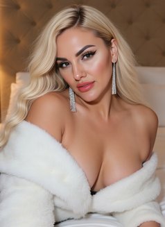 VIP Doll - escort in Dubai Photo 4 of 11