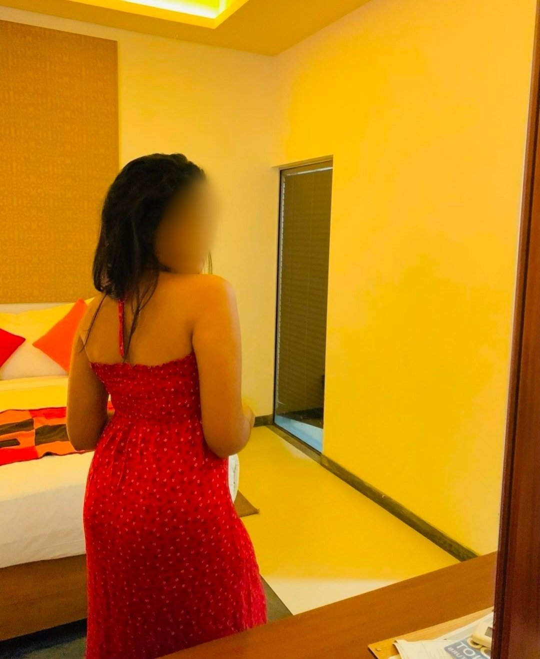 vip-escort-cash-payment-indian-escort-in