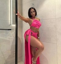 Vip Escort Donna - puta in Nairobi