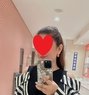 Vip Escort Girl 5 Star Hotel Service - puta in Noida Photo 1 of 9