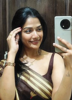 Vip Escort High Profile - escort in Kochi Photo 1 of 3