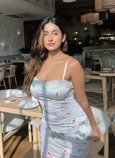 Vip Escort High Profile - escort in Mumbai Photo 2 of 4