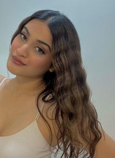 Vip Escort - puta in Kathmandu Photo 1 of 3