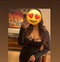 INSTA GLAM REAL TOUCH 🩷 - puta in Pune Photo 2 of 7