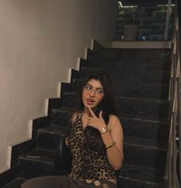 Vip Escort - puta in Varanasi