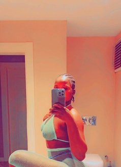 Vip Escort Monalissa - puta in Nairobi Photo 1 of 1