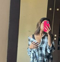Vip Escort Service Available 24*7 - puta in Gurgaon