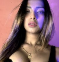 Vip Escort Service Available 24*7 - puta in Pune Photo 1 of 4