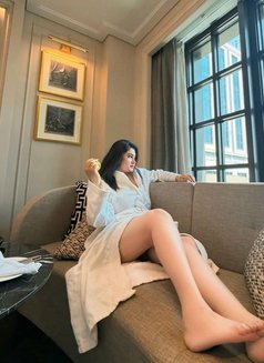 Vip Escort Service Available 24*7 - puta in Thane Photo 2 of 3
