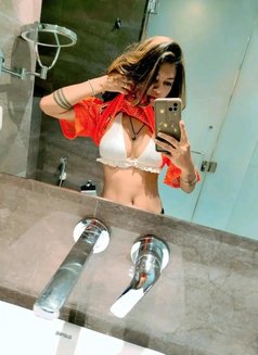 Vip Escort Service Available - escort in Singapore Photo 3 of 6