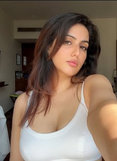 Vip Escort Service Bindu Kumari - puta in Bangalore Photo 1 of 2