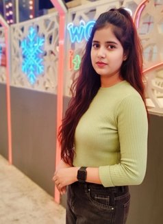 Vip Escort Service Hema Kumari - escort in Mumbai Photo 1 of 2