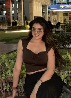 Vip Escort Service - escort in New Delhi Photo 1 of 6