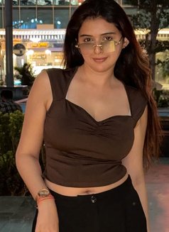 Vip Escort Service - escort in New Delhi Photo 5 of 6