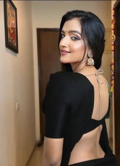 Vip Escort Service Nandani - puta in Hyderabad Photo 1 of 2