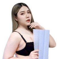 VIP full service - escort in Muscat