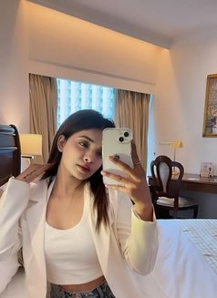 Vip Genuine Escorts Service Available - puta in Pune Photo 2 of 2