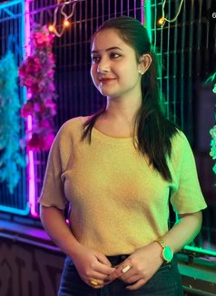 Vip Girls Nandini - puta in Chennai Photo 1 of 2