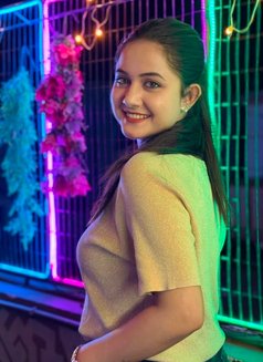 Vip Girls Nandini - puta in Chennai Photo 2 of 2