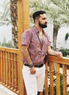 VIP GREEK - Male escort in Dubai Photo 3 of 5