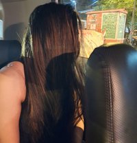 Vip Anjali - puta in Mumbai Photo 1 of 2