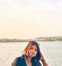 Cam and meet available - escort in Bangalore Photo 1 of 4