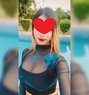 Vip Indian Call Girl 5Star Hotel Service - escort in New Delhi Photo 1 of 9