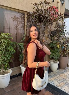 Vip Indian Elegance Riya - puta in Dubai Photo 3 of 4