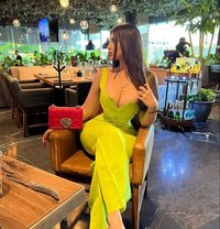 Vip Indian Russian Escorts Cash Payment - puta in Pune