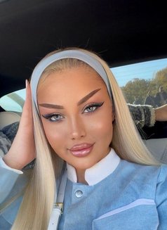 Vip iranian girls - escort in Muscat Photo 10 of 10