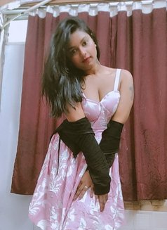 Vip Kavya Genuine & No Advance Escort Se - puta in Pune Photo 2 of 3