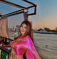 VIP LADYBOY Strong - Transsexual escort in Dubai Photo 6 of 19