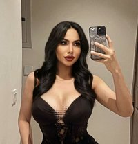 Vip Ladyboy Thailand - Transsexual escort in Riyadh Photo 13 of 16