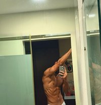 Vip Massage - Male escort in Singapore