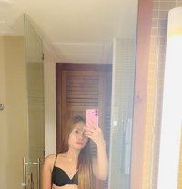Vip massage youngJem versa both - Transsexual escort in Abu Dhabi