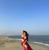 Call me Mona - Transsexual escort in Abu Dhabi